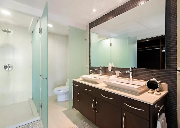 Exclusive Ocean-view In Riviera Maya Apartment